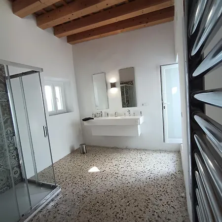 Private House *